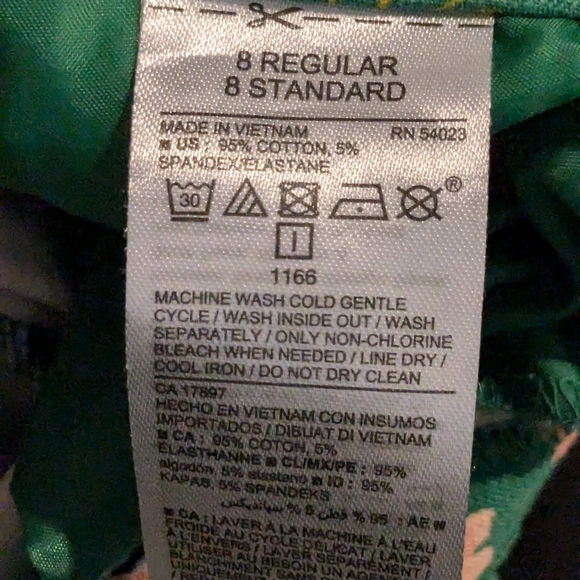 Old Navy Pixie Mid Rise Jeans in Green Floral - Picture 6 of 6